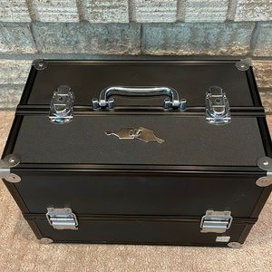 Large Caboodle cosmetic trunk w locks.